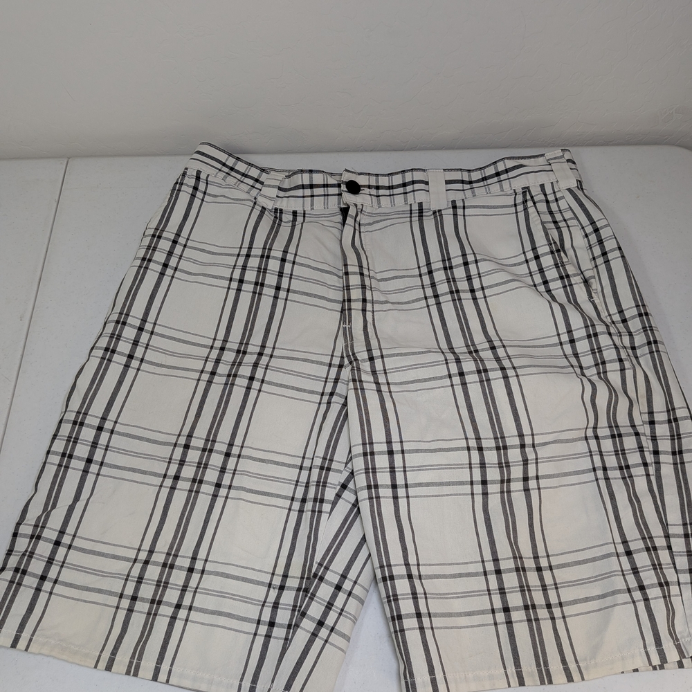 Dickies Plaid Men's Shorts Size 36